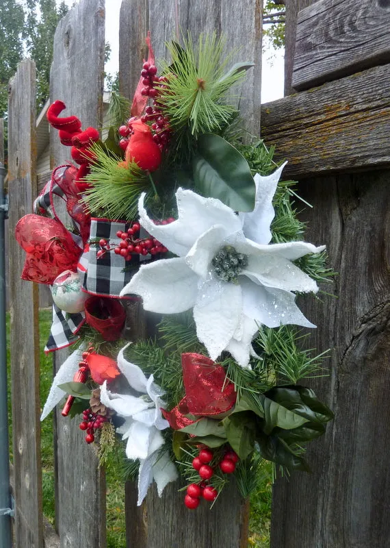 Christmas Cardinal wreath, Christmas Decorations, Wreaths for the front door, Farmhouse wreath