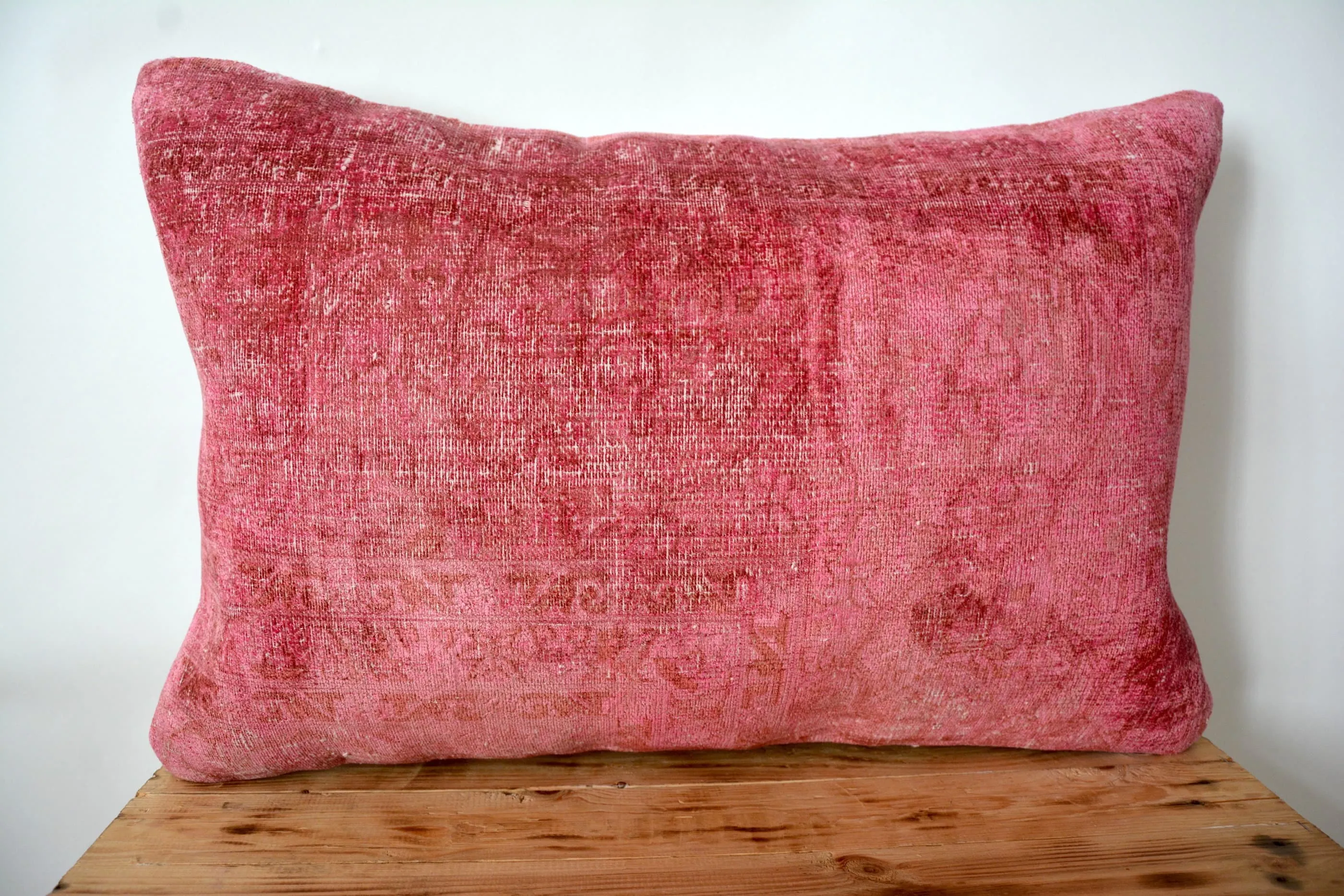 Sonnet - Pink Bamboo Silk Pillow Cover